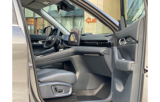 Geely Galaxy E5, 2025 (7), модель 2026 года, пробег 13 тысяч км